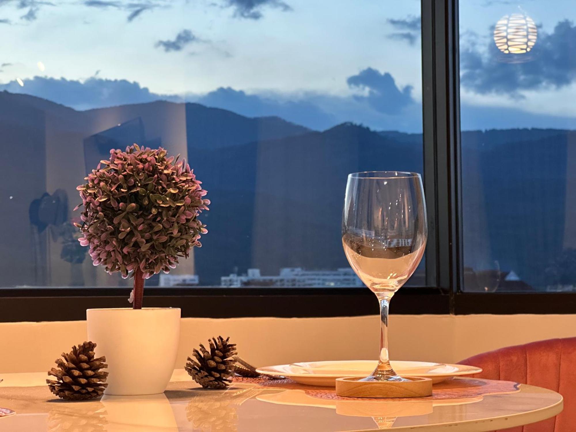 Mountain & City View Panorama At Nimman Chiang Mai Exterior photo